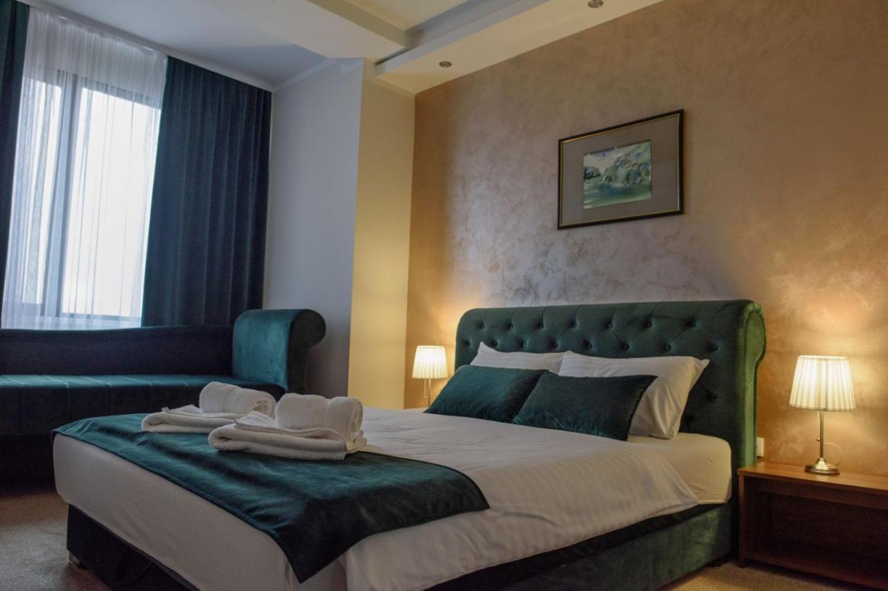 Inex Grande Lux Negotin Quarto foto